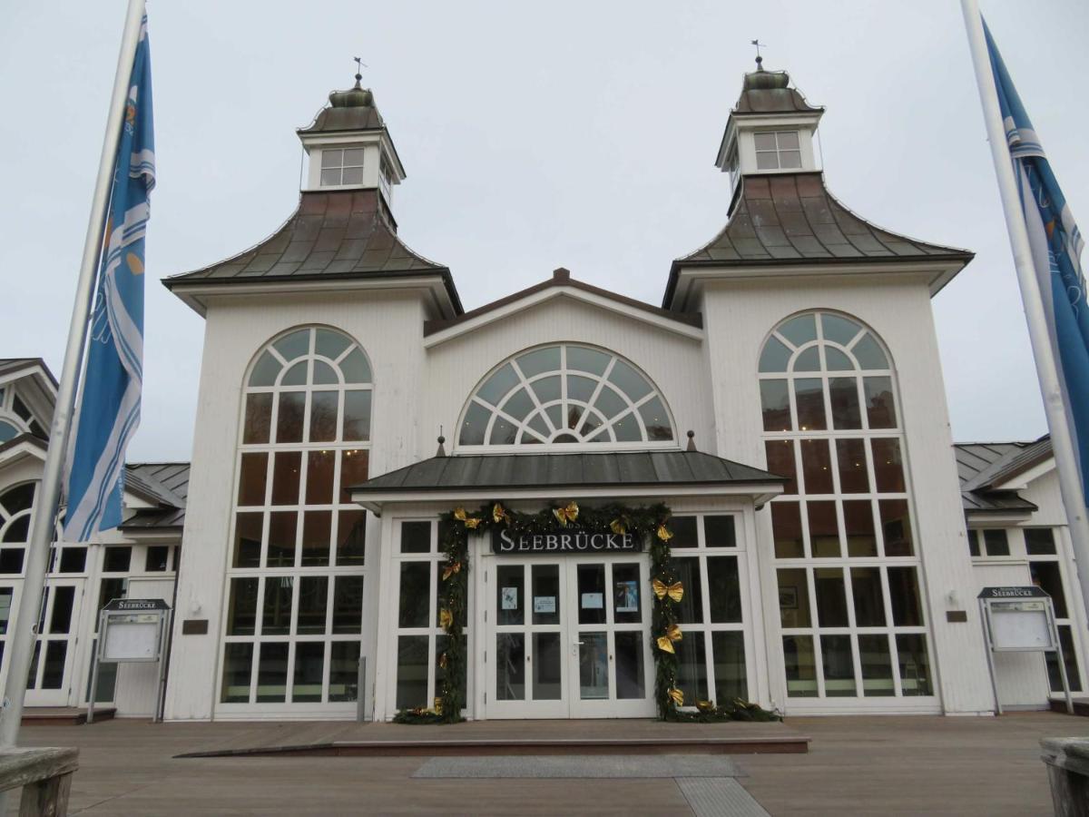 Pension Waldrose Sellin  Rum bild